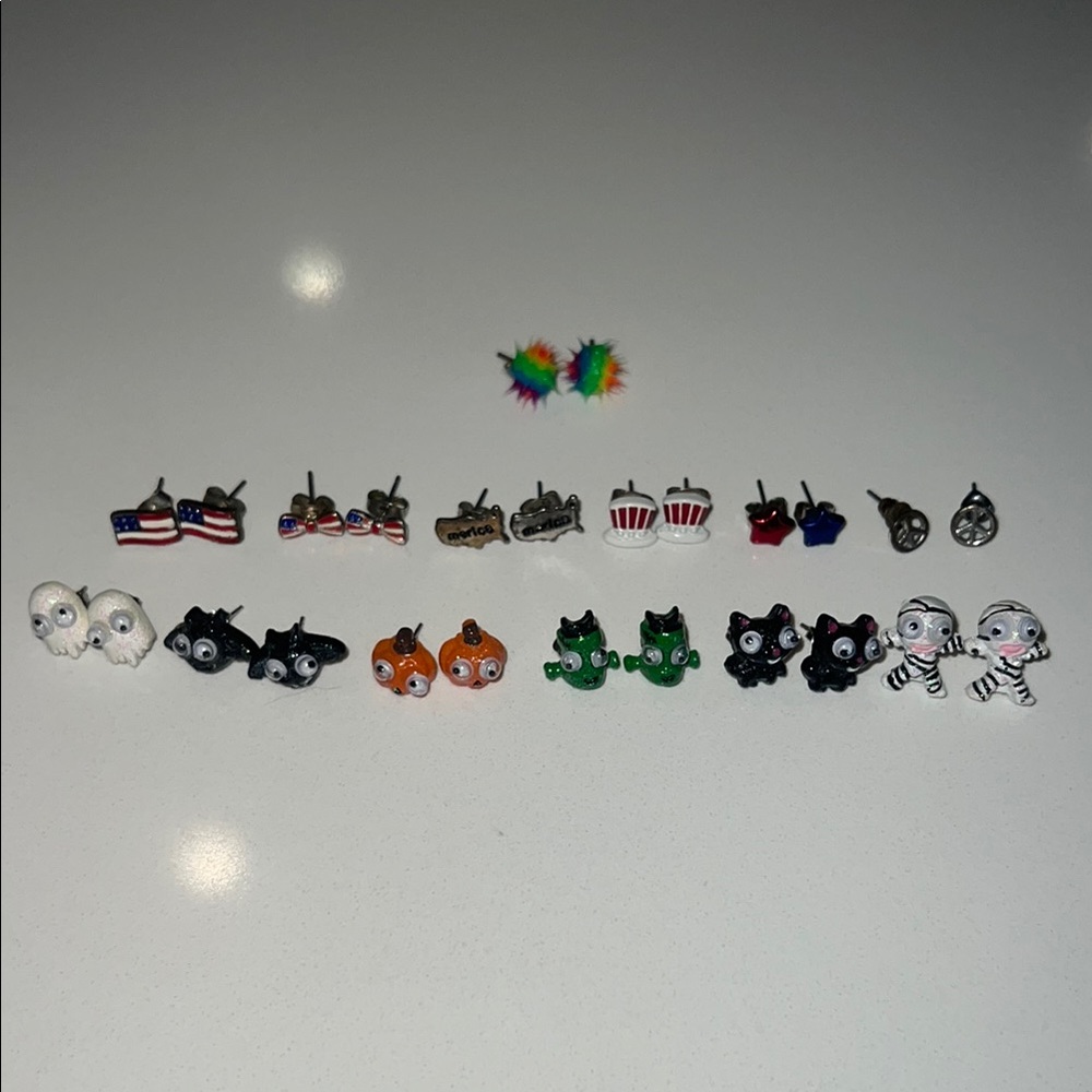Claire's Colorful Holiday Earring Set